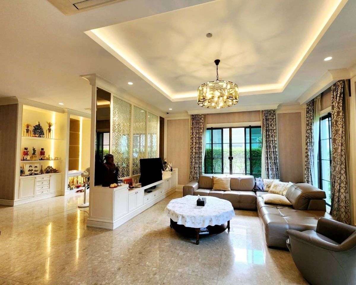 ขายบ้านบางนา แบริ่ง ลาซาล : Grand Bangkok Boulevard Sukhumvit (แกรนด์ บางกอก บูเลอวาร์ด สุขุมวิท)