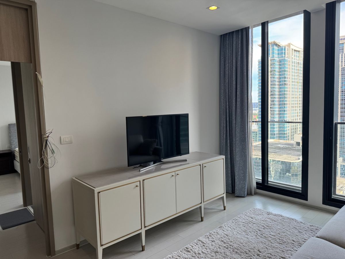 ให้เช่าคอนโดวิทยุ ชิดลม หลังสวน : For Rent Condo Noble Ploenchit  fully furnished (S15-5481)