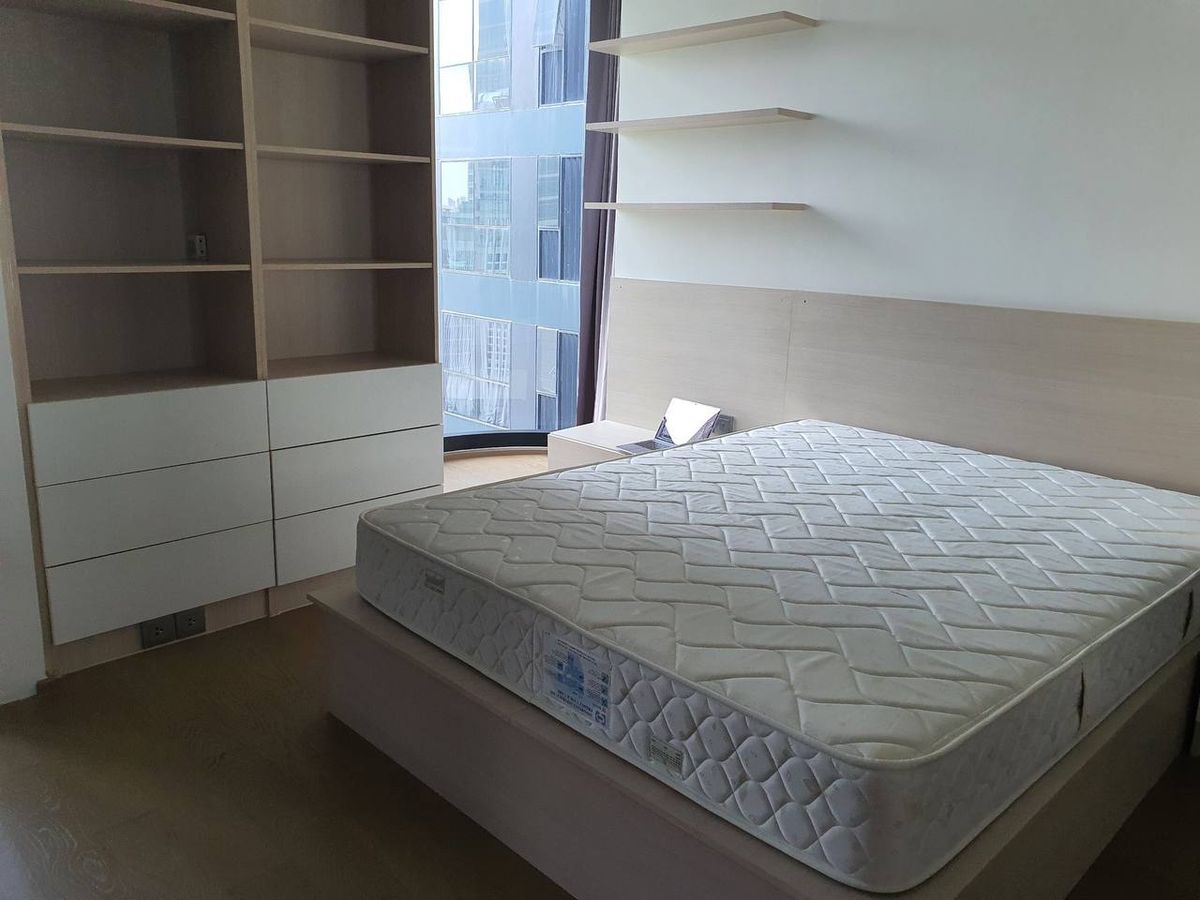 ขายคอนโดสยาม จุฬา สามย่าน : Ashton Chula Silom【𝐒𝐄𝐋𝐋 & 𝐑𝐄𝐍𝐓】🔥โทนเข้มมีคลาส พร้อมเฟอร์ฯบิ้วอินสไตล์เรียบเท่ทุกมุมห้อง🔥  ติดต่อไลน์ไอดี: @hacondo