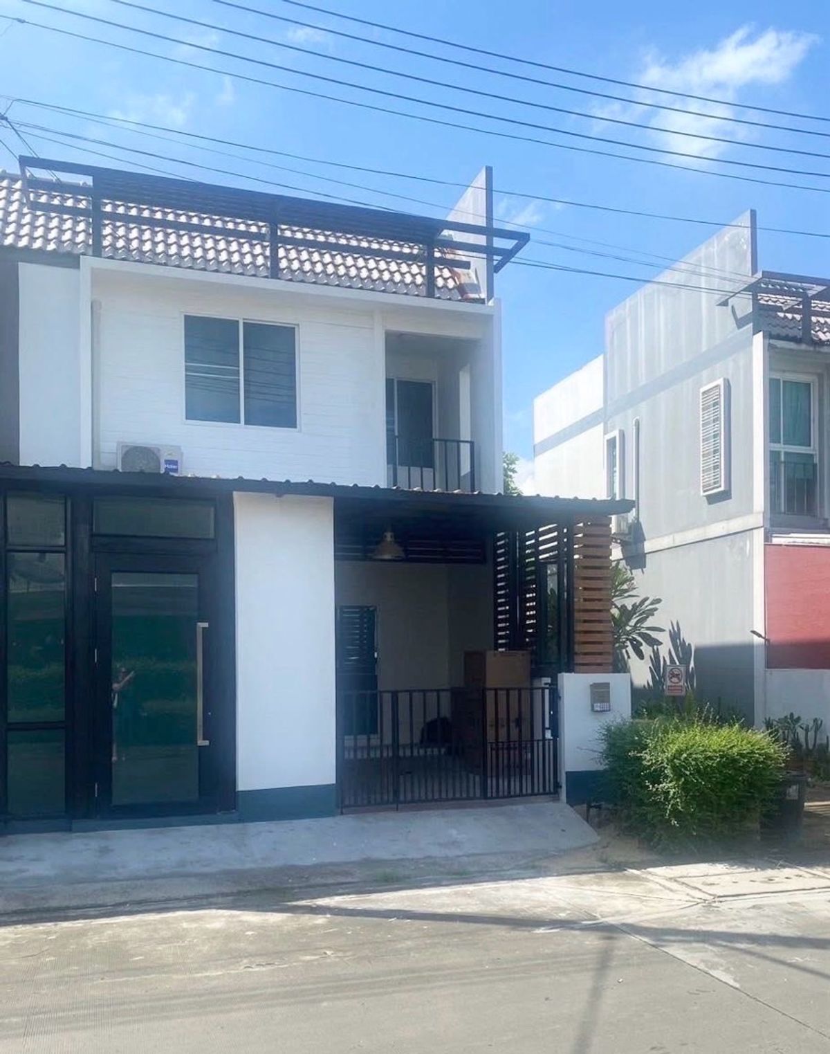ให้เช่าทาวน์โฮมปทุมธานี รังสิต ธรรมศาสตร์ : ให้เช่าเดอะคัลเลอร์สลำลูกกา-คลอง 4