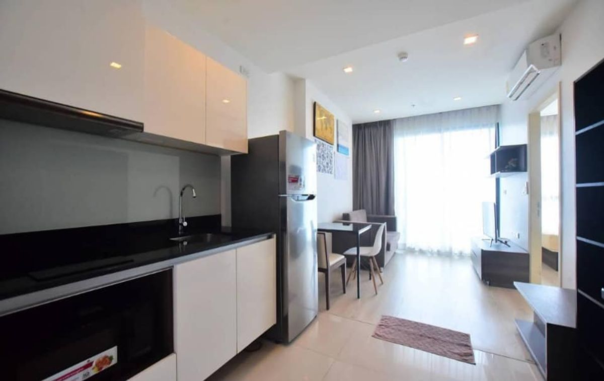 ให้เช่าคอนโดรัชดา ห้วยขวาง : เช่า RR650 Quinn condo ห้องสวย เฟอร์นิเจอร์ครบ ใกล้รถไฟฟ้า MRT สุทธิสาร