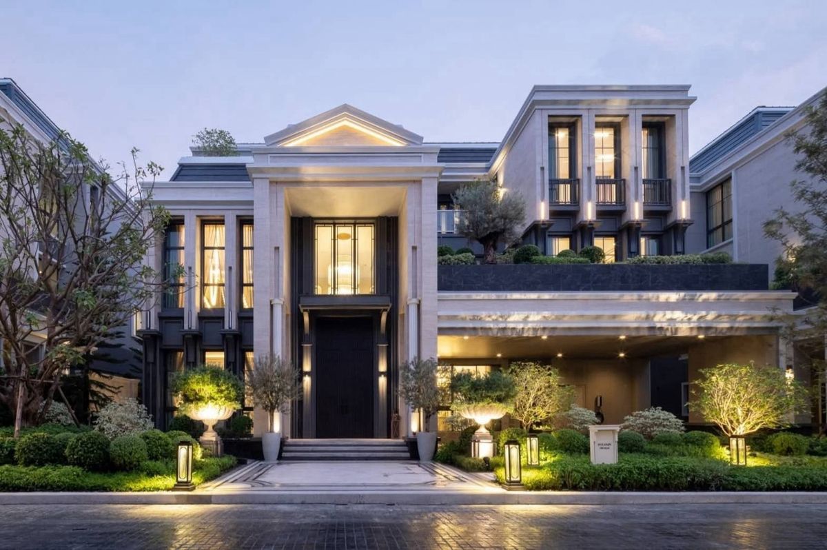 ขายบ้านพัฒนาการ ศรีนครินทร์ : โครงการ คอนนาเซอร์ พัฒนาการ 32 **ขายด่วน** บ้านตัวอย่าง หลังสุดท้าย พร้อมเข้าอยู่ ราคาเพียง 130 ล้านเท่านั่น