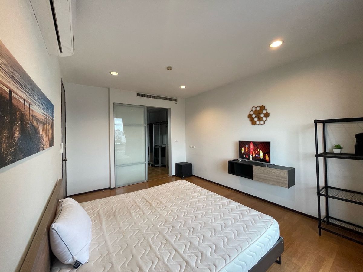 ให้เช่าคอนโดรัชดา ห้วยขวาง : 🔥ให้เช่าด่วน 🔥 Amanta Ratchada 2 ห้องนอน 2 ห้องน้ำ ห้องกว้าง พร้อมเข้าอยู่ ติด MRT ศูนย์วัฒนธรรม❗