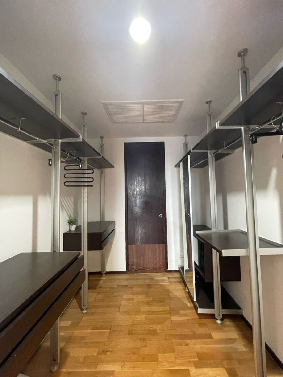 ให้เช่าคอนโดรัชดา ห้วยขวาง : 🔥ให้เช่าด่วน 🔥 Amanta Ratchada 2 ห้องนอน 2 ห้องน้ำ ห้องกว้าง พร้อมเข้าอยู่ ติด MRT ศูนย์วัฒนธรรม❗