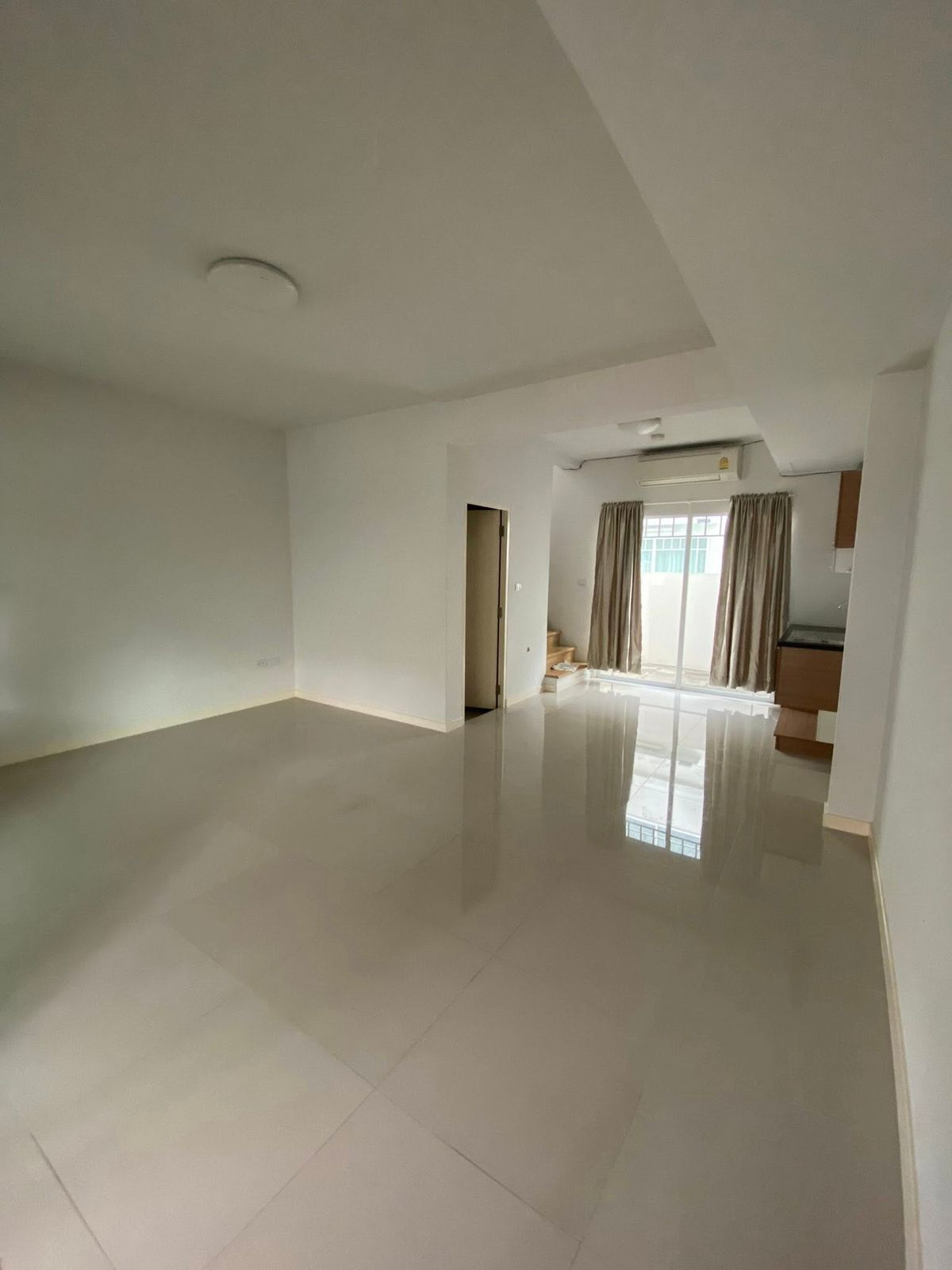 ทาวน์โฮมบางนา แบริ่ง ลาซาล : K-6494 ขาย/ให้เช่า ทาวน์โฮม โครงการ อินดี้ บางนา กม.7 บ้านเปล่า พร้อมแอร์ ใกล้เมกะบางนา