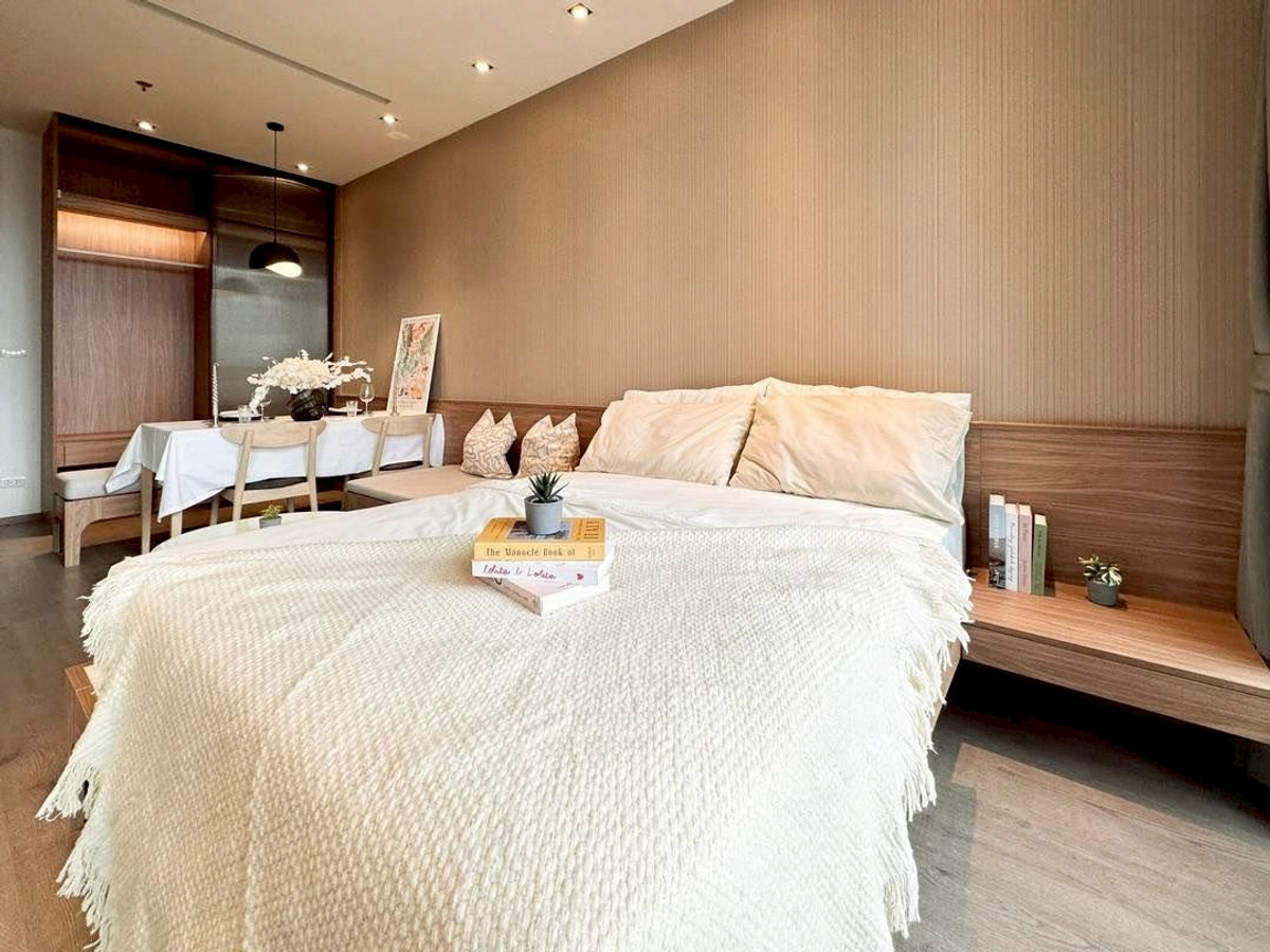 For RentCondoSukhumvit, Asoke, Thonglor : ✨ GT16041 | Condo Park 24, convenient travel, near BTS, there is a shuttle, beautiful room, fully furnished, ready to move in.