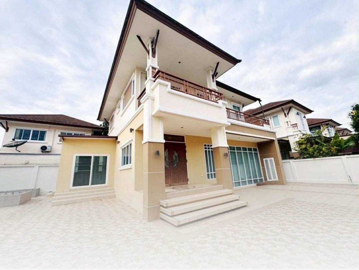 บ้านศรีราชา แหลมฉบัง บ้านบึง : ขายบ้านเดี่ยว หมู่บ้าน สยามธารามันตรา 207 ตร.ม. ใกล้ มอเตอร์เวย์