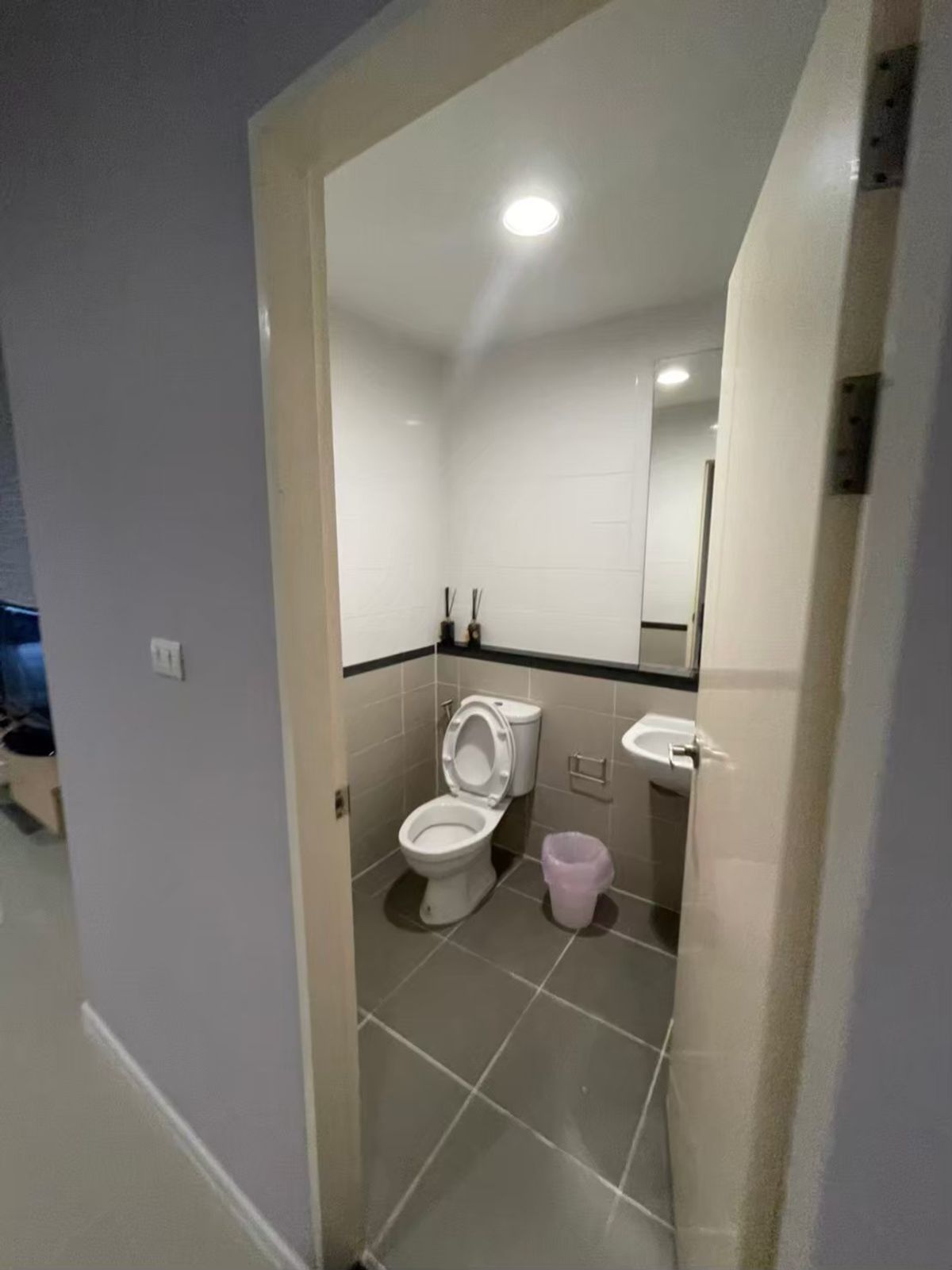 ขายทาวน์โฮมอ่อนนุช อุดมสุข : 🏡 ขายด่วน! ทาวน์โฮม 3 ชั้น Baan Klangmuang Sukhumvit 77 – Onnut 17 ทำเลทองใจกลางอ่อนนุช ใกล้ BTS เดินทางสะดวก [KOh250801]