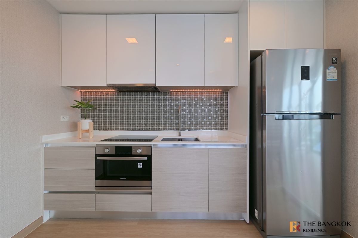 For RentCondoSukhumvit, Asoke, Thonglor : The Room Sukhumvit 21 🛌🏻 2-Bedroom, Great Stunning Vadhana View 💫  Near BTS Asok