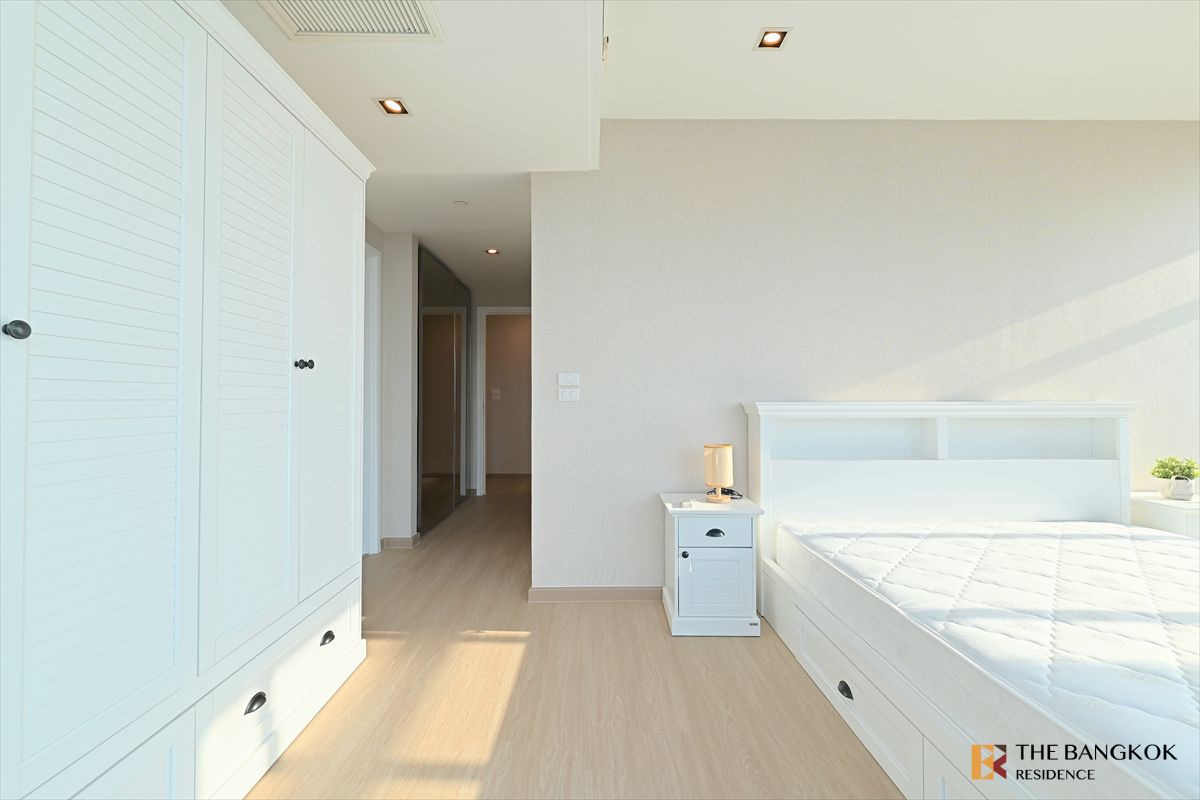 For RentCondoSukhumvit, Asoke, Thonglor : The Room Sukhumvit 21 🛌🏻 2-Bedroom, Great Stunning Vadhana View 💫  Near BTS Asok