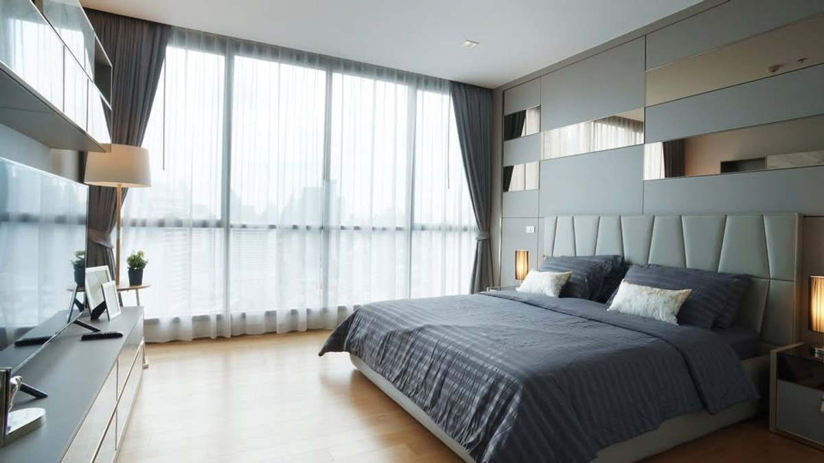 ให้เช่าคอนโดนานา : 💎 GT14257 |  คอนโด The Hyde Sukhumvit 13 เดินทางสะดวก ใกล้รถไฟฟ้าบีทีเอส มีรถรับส่ง ห้องสวย เฟอร์นิเจอร์ครบ พร้อมอยู่ทันที!!