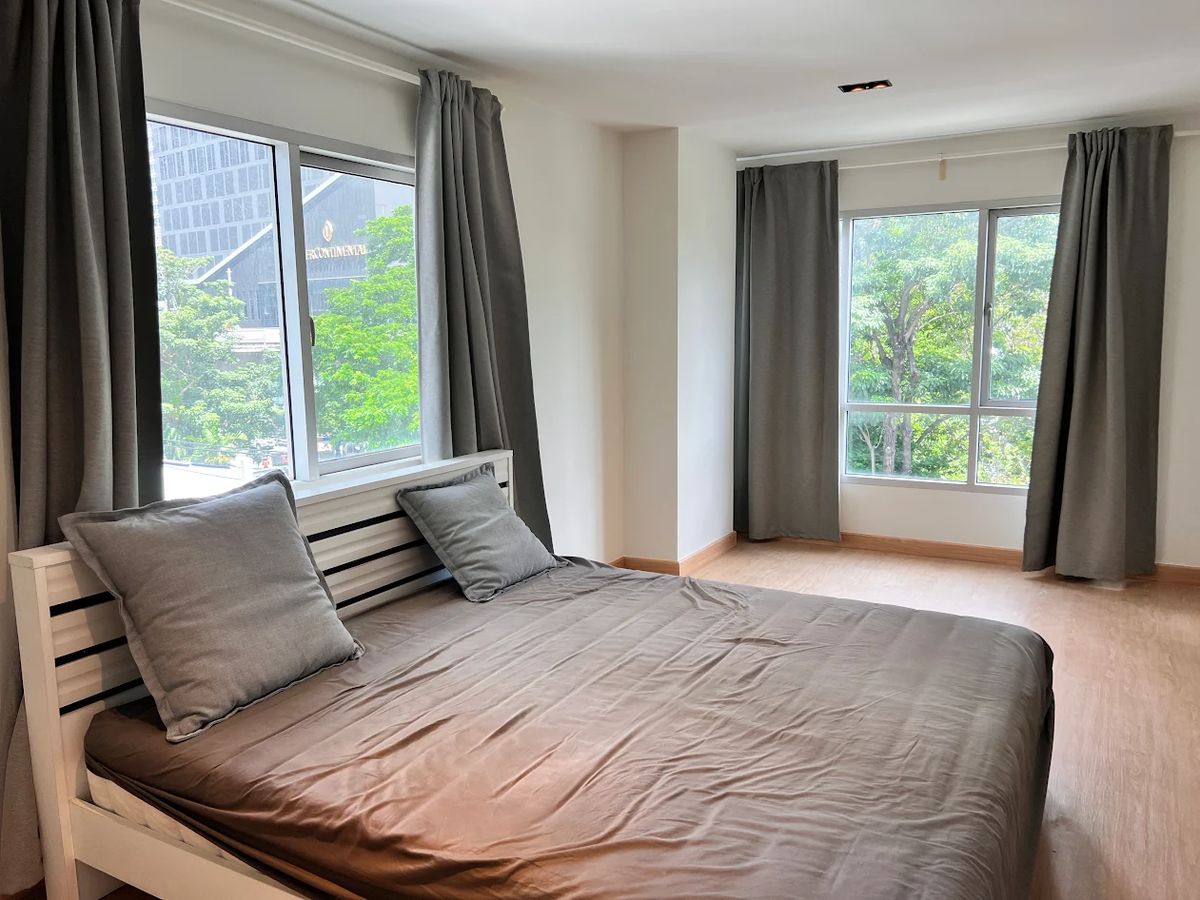 For SaleCondoSukhumvit, Asoke, Thonglor : Urgent sale, corner room! Condo One Thonglor Condo Price 4,400,000 baht [NCS250805]