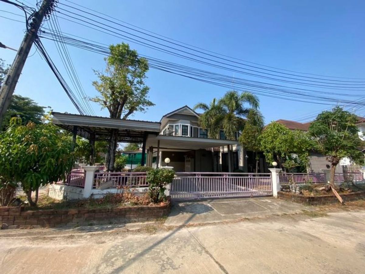 บ้านศรีราชา แหลมฉบัง บ้านบึง : ขาย และให้เช่า บ้านเดี่ยว 2 ชั้น หลังใหญ่ ทำเลดี ในโครงการ หมู่บ้านธารดารา ศรีราชา ชลบุรี 
