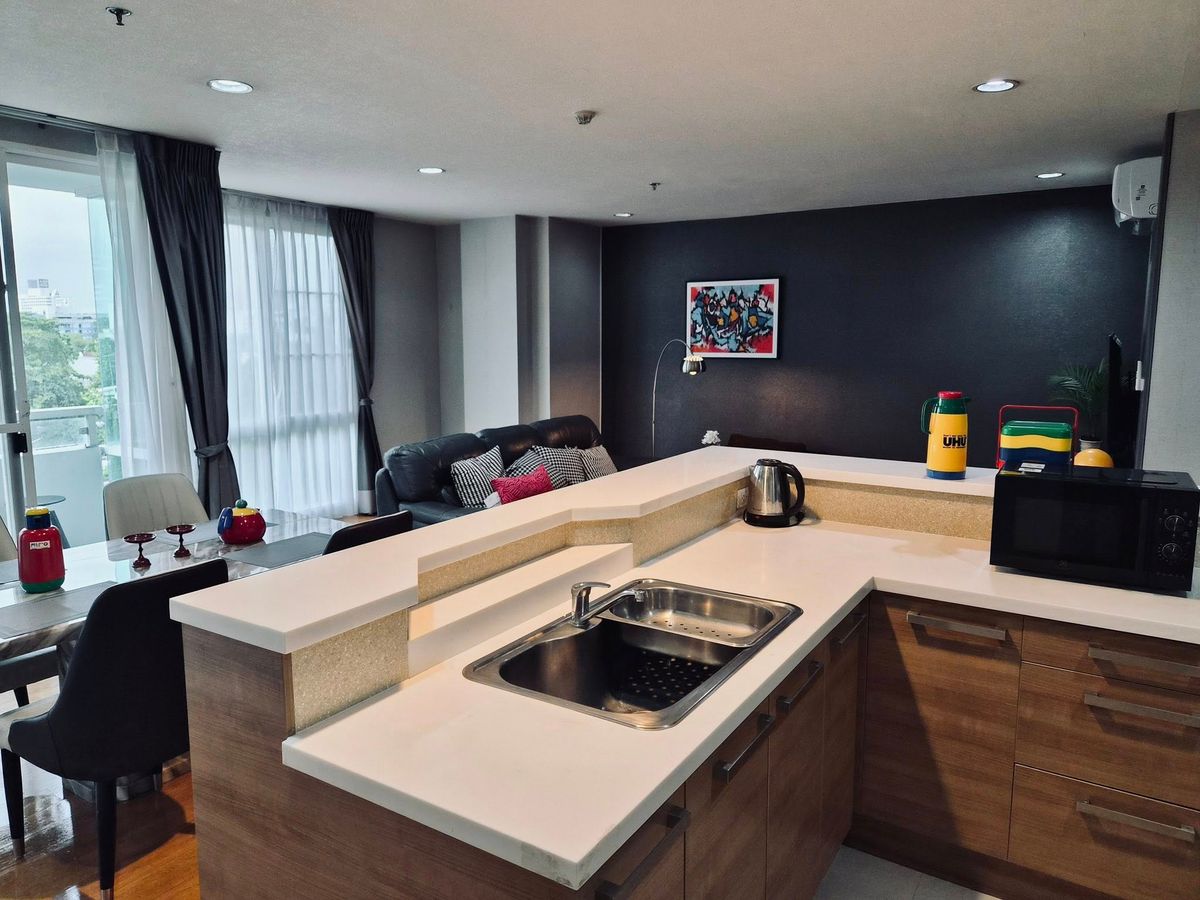 ให้เช่าคอนโดสุขุมวิท อโศก ทองหล่อ : ให้เช่า Villa Sikhara Condominium ราคา 50,000 บาท [NCr250809]