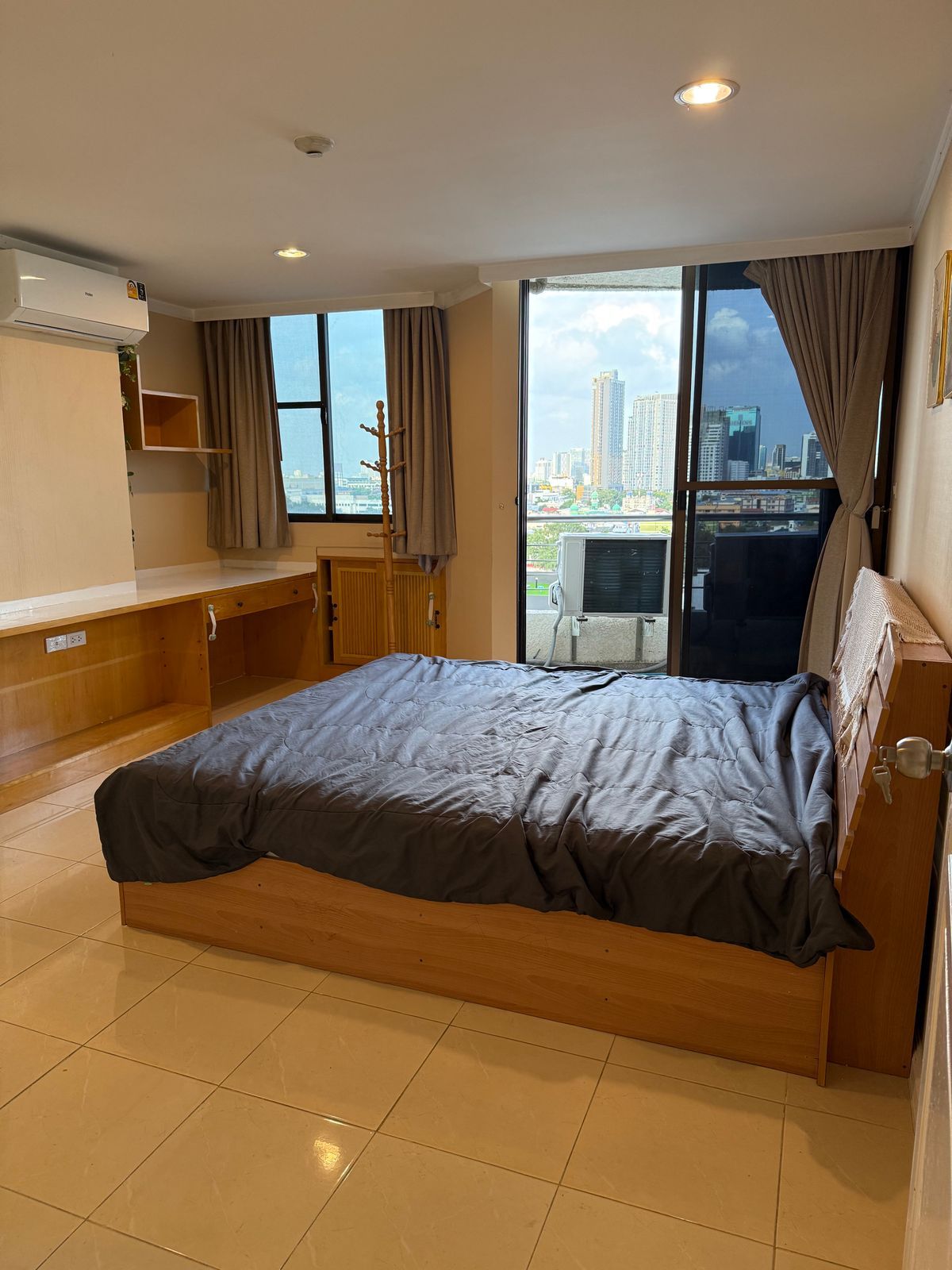 ให้เช่าคอนโดสุขุมวิท อโศก ทองหล่อ : ให้เช่า Supalai Place Sukhumvit 39