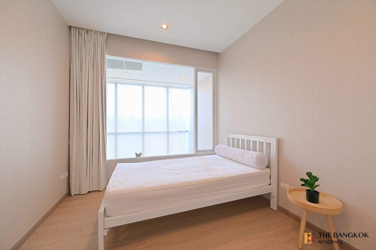 For RentCondoSukhumvit, Asoke, Thonglor : The Room Sukhumvit 21 🛌🏻 2-Bedroom, Great Stunning Vadhana View 💫  Near BTS Asok