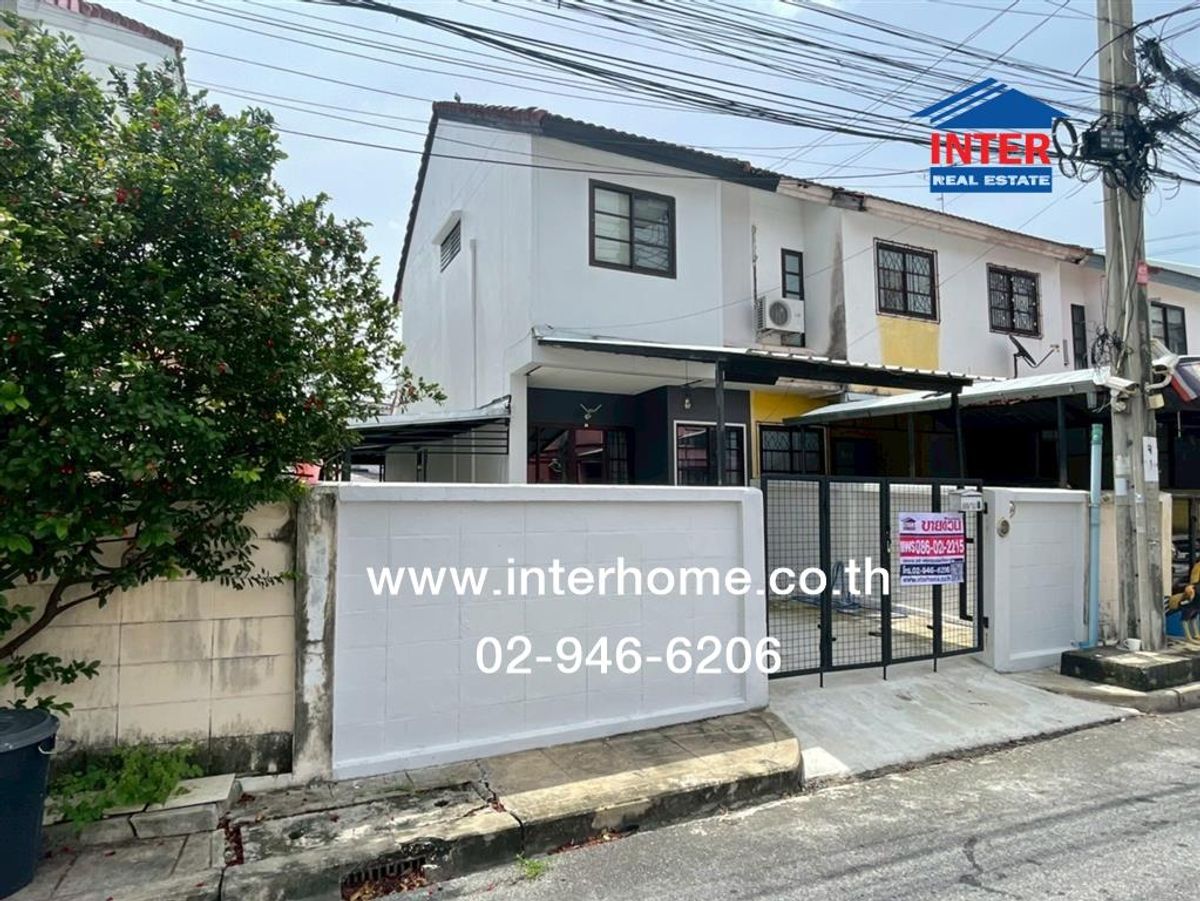 ขายทาวน์โฮมนวมินทร์ รามอินทรา : ทาวน์โฮม 2 ชั้น 28.4 ตร.ว. หมู่บ้านศรีนวมินทร์1 ใกล้สำนักงานที่ดินบางกะปิ ซอยนวมินทร์45 ถนนนวมินทร์ ถนนลาดพร้าว เขตบางกะปิ กรุงเทพมหานคร