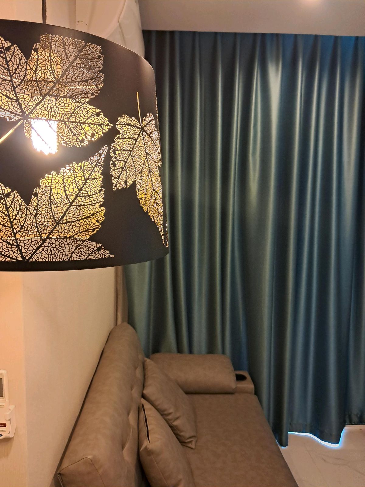 For SaleCondoPattaya, Bangsaen, Chonburi : Condo for urgent sale, AD The Grand Jomtien Pattaya, 12th floor, sea view, pool view, built-in furniture, complete electrical appliances, 200 meters from the sea, Jomtien Road 2