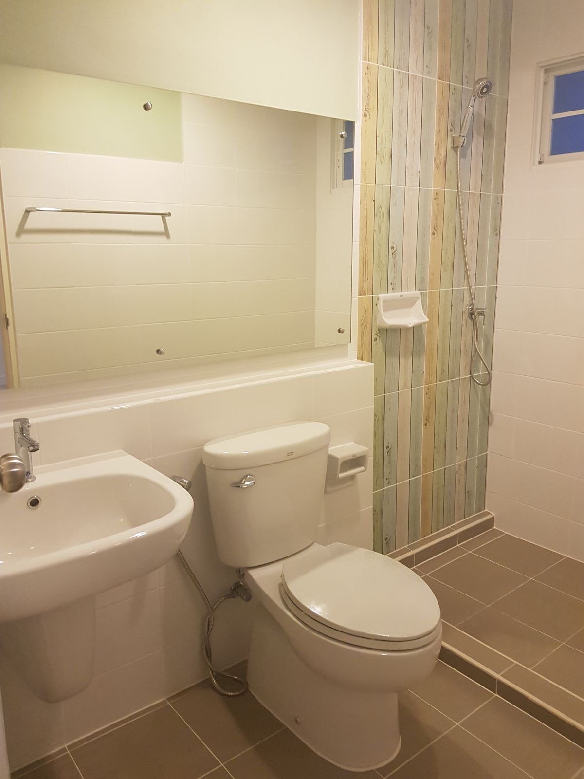 TownhomeBangna, Bearing, Lasalle : K-6494 Sale/Rent a Townhome, Indie Project, Bang Na Km. 7, empty house with air conditioner near Mega Bangna.