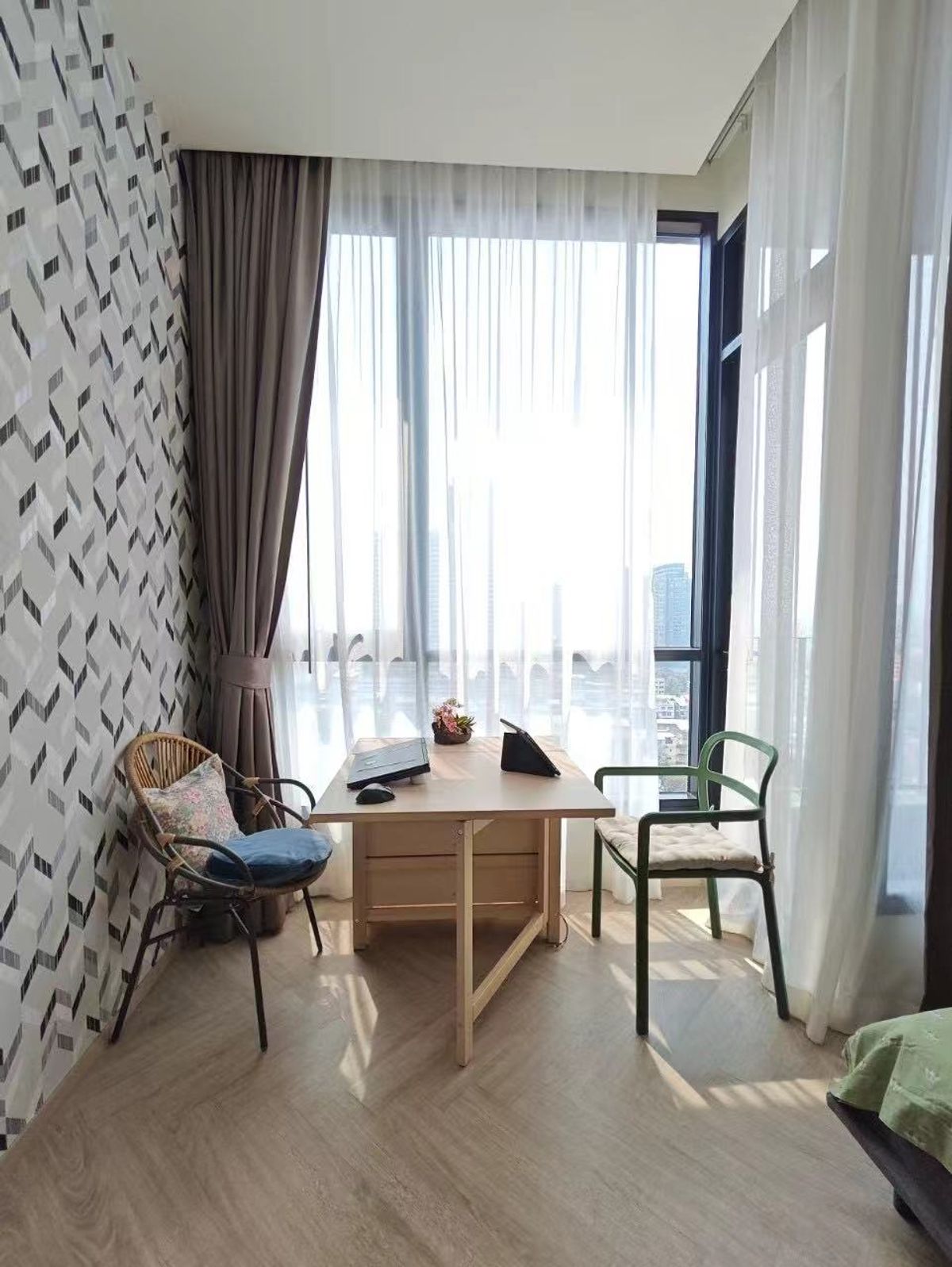 คอนโดวงเวียนใหญ่ เจริญนคร : Chapter Charoennakorn-Riverside Studio for Rent and Sale