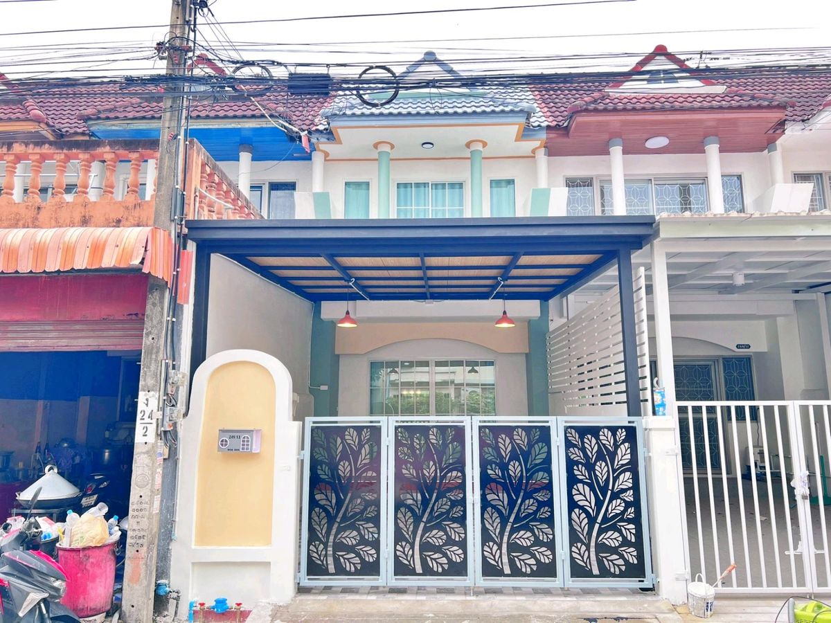 ขายทาวน์โฮมมีนบุรี-ร่มเกล้า : ทาวน์เฮ้าส์เคหะร่มเกล้า64 หมู่บ้านพูนสินธานี1 รีโนเวทใหม่พร้อมอยู่ บ้านซอยมีสทีน