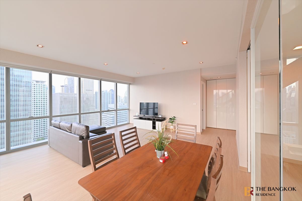 For RentCondoSukhumvit, Asoke, Thonglor : The Room Sukhumvit 21 🛌🏻 2-Bedroom, Great Stunning Vadhana View 💫  Near BTS Asok