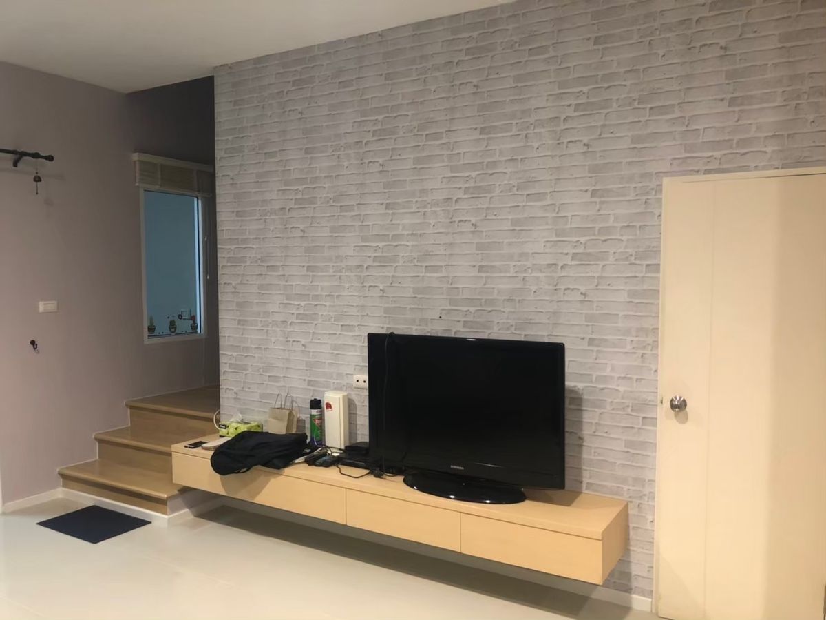 ขายทาวน์โฮมอ่อนนุช อุดมสุข : 🏡 ขายด่วน! ทาวน์โฮม 3 ชั้น Baan Klangmuang Sukhumvit 77 – Onnut 17 ทำเลทองใจกลางอ่อนนุช ใกล้ BTS เดินทางสะดวก [KOh250801]