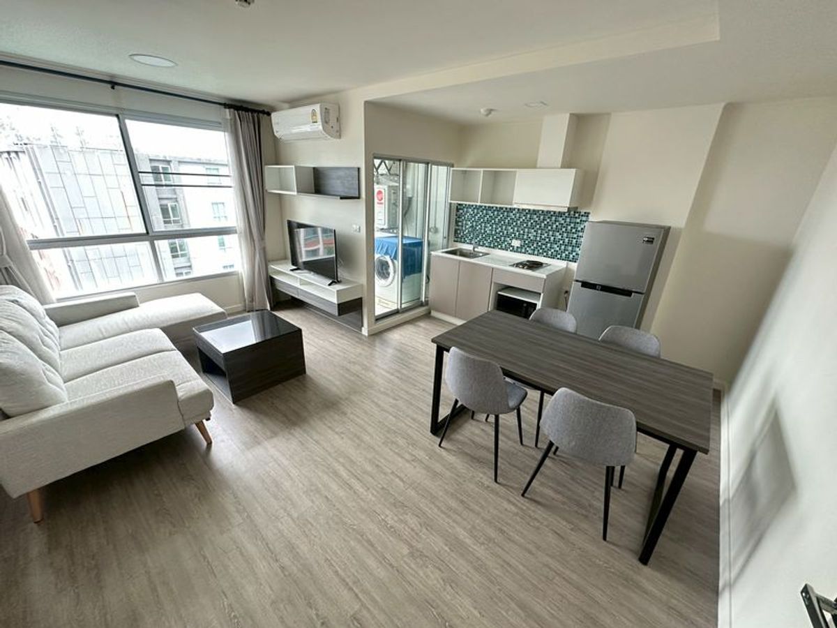ขายคอนโดเชียงใหม่ : 🏢✨ขายคอนโด D Ping Chiang Mai | 37 ตร.ม. | ชั้น 8 | วิวสระ | 3 ล้านบาท 