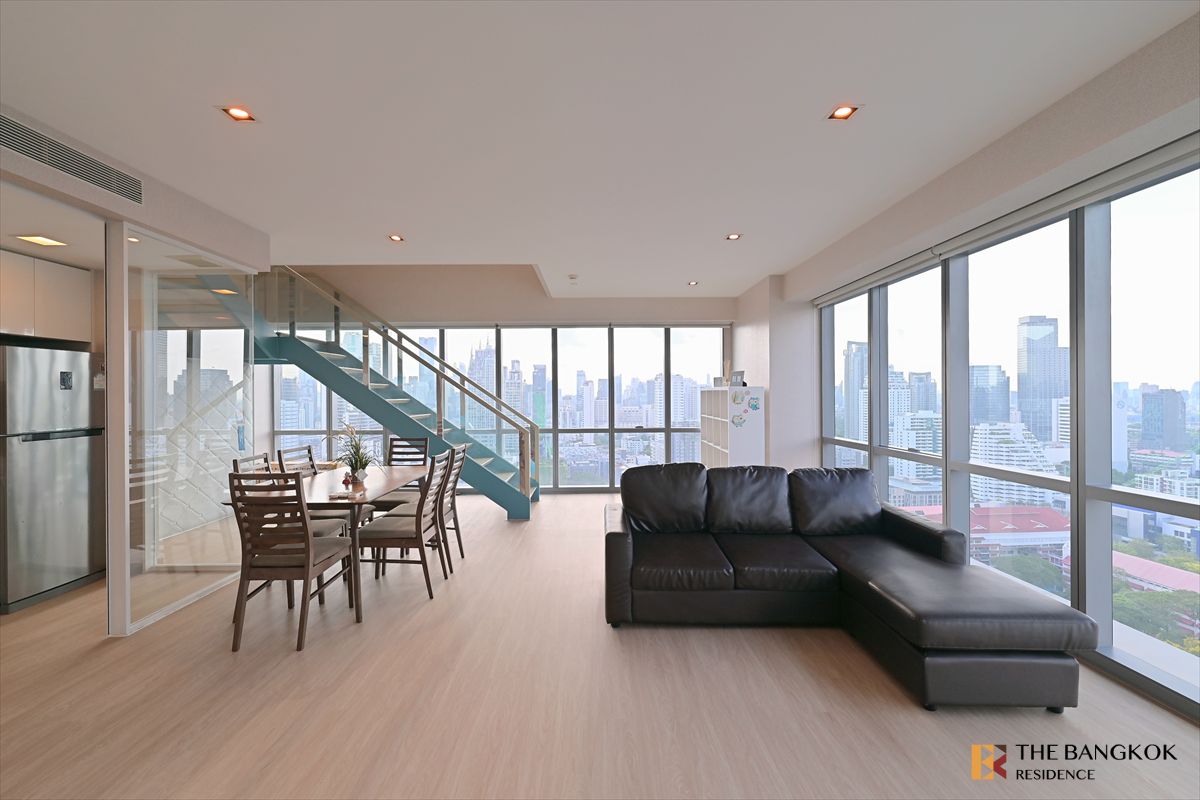 For RentCondoSukhumvit, Asoke, Thonglor : The Room Sukhumvit 21 🛌🏻 2-Bedroom, Great Stunning Vadhana View 💫  Near BTS Asok