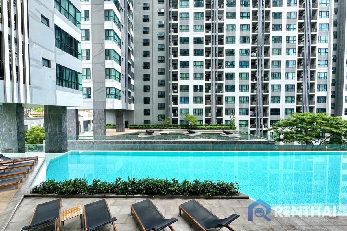 ขายคอนโดพัทยา บางแสน ชลบุรี สัตหีบ : คอนโดพัทยา The Base central Pattaya 1 ห้องนอน 30 ตร.ม วิวสระว่ายน้ำ ชื่อต่างชาติ ราคาดีๆ