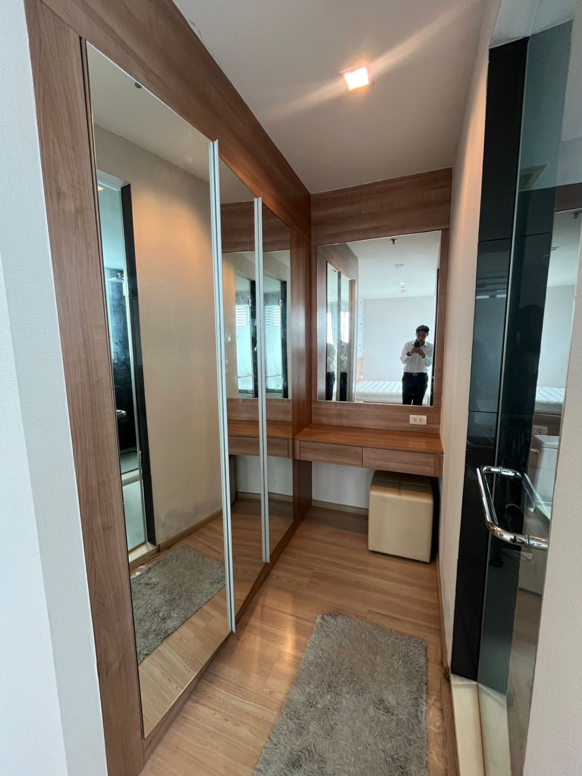 ขายคอนโดสะพานควาย จตุจักร : ประกาศขายคอนโด Rhythm พหลฯ – อารีย์ (Rhythm Pahol – Ari) ชั้น 48 วิวพรีเมียม ใกล้ BTS อารีย์ พร้อมเฟอร์ฯครบ ฟรีค่าโอน 7M ALLIN