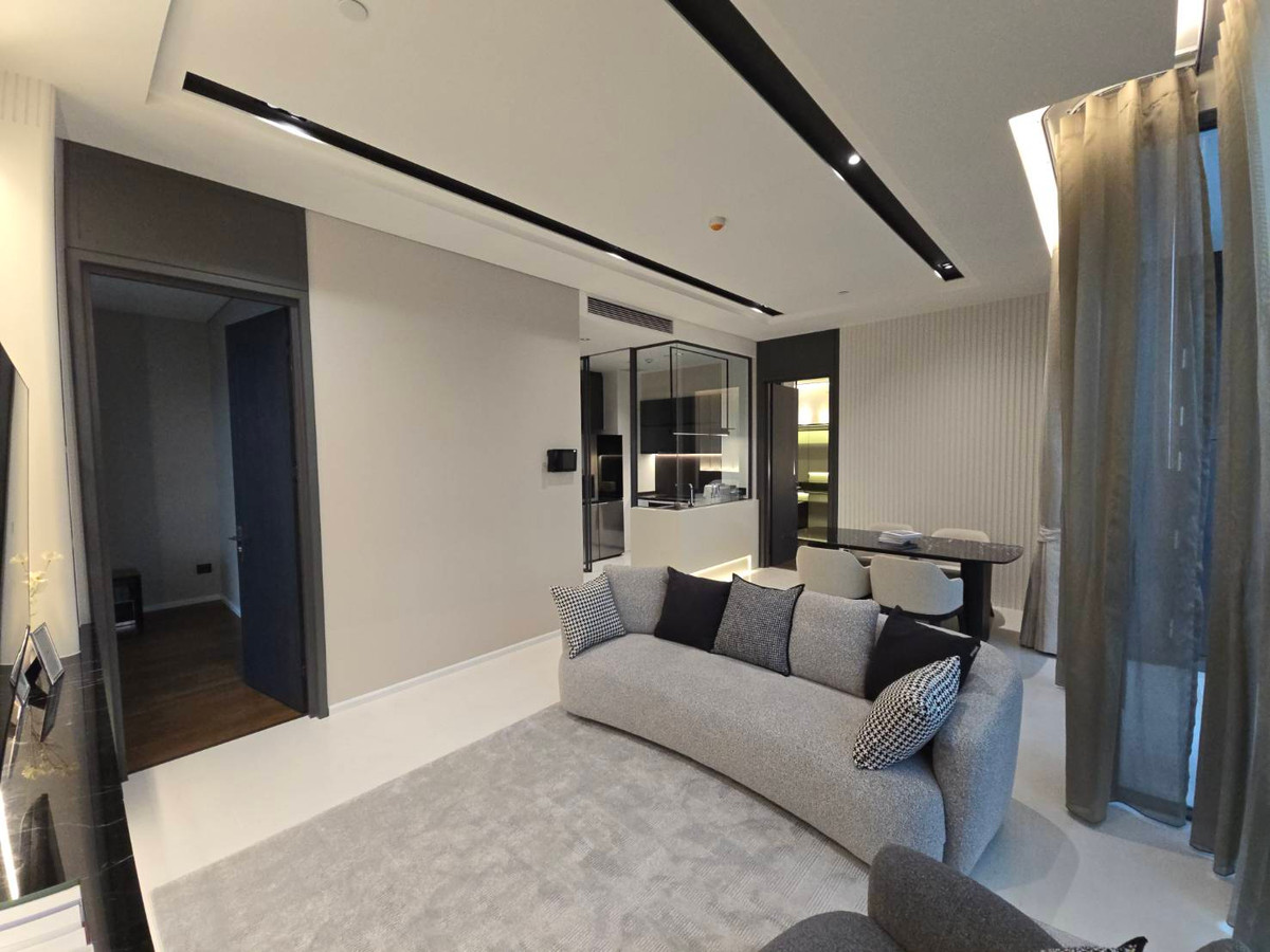 For RentCondoSukhumvit, Asoke, Thonglor : (For Rent) The Bangkok Thonglor – Luxury Condo near BTS Thong Lor Spacious unit in an excellent location, complete with full facilities.