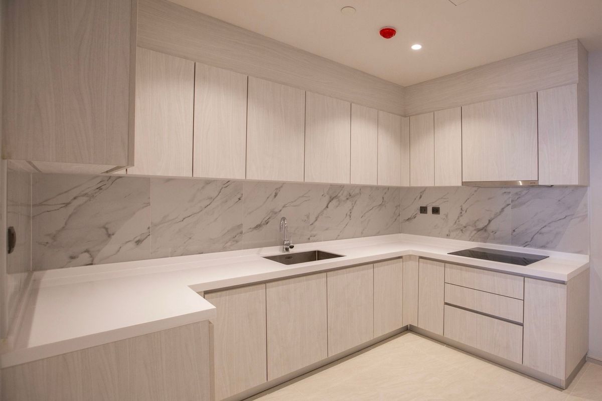 For SaleCondoWitthayu, Chidlom, Langsuan, Ploenchit : 📢👇Rare Item, sell with tenant til June 2026 Buyer can request unit without tenant (60-day prior notice)
PENTHOUSE at Muniq Langsuan, long big balcony , opposite Lumpini park, Sindhorn village , Velaa community mall, new big project ONE Bangkok 