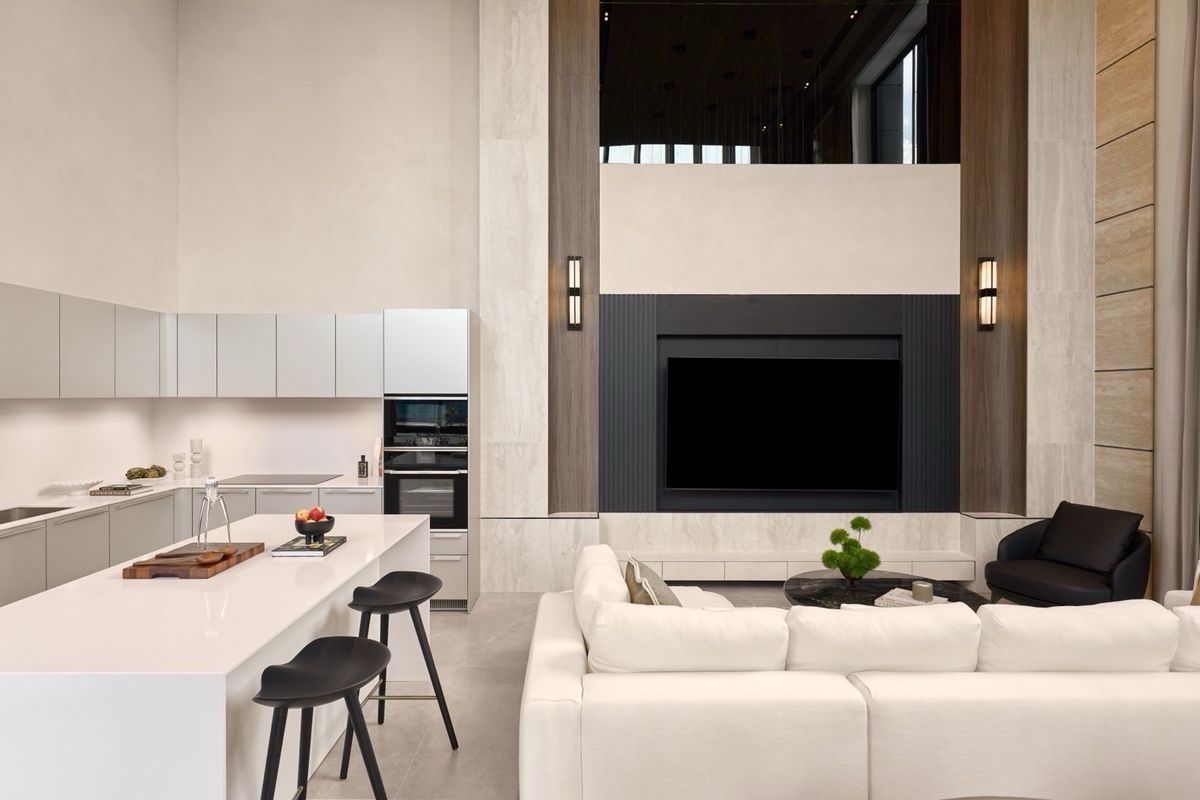 ขายบ้านเลียบทางด่วนรามอินทรา : 🔥CIRA Residences ที่สุดของทำเลหรู! บ้าน Ultra Luxury 1,223 ตร.ม. ลิฟต์+สระว่ายน้ำ นัดชม 📲 095-9299924 (K.เบนซ์) 