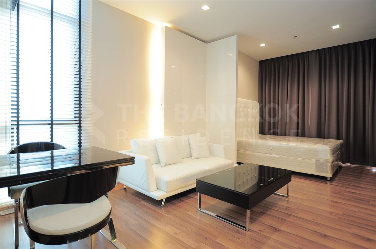 ให้เช่าคอนโดรัชดา ห้วยขวาง : 🔥(𝐅𝐨𝐫 𝐑𝐞𝐧𝐭)! Ivy Ampio🔥📞Call 065-824-2382 : pong