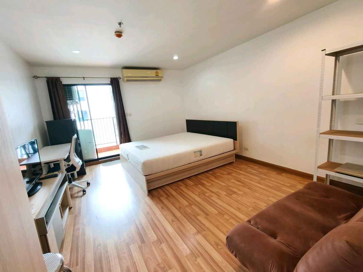 ให้เช่าคอนโดวิภาวดี ดอนเมือง หลักสี่ : ให้เช่า คอนโด Regent Home 15 แจ้งวัฒนะ ติดBTS 2 สาย สายสีชมพู และ สีเขียว สถานีวันพระศรีมหาธาตุ 