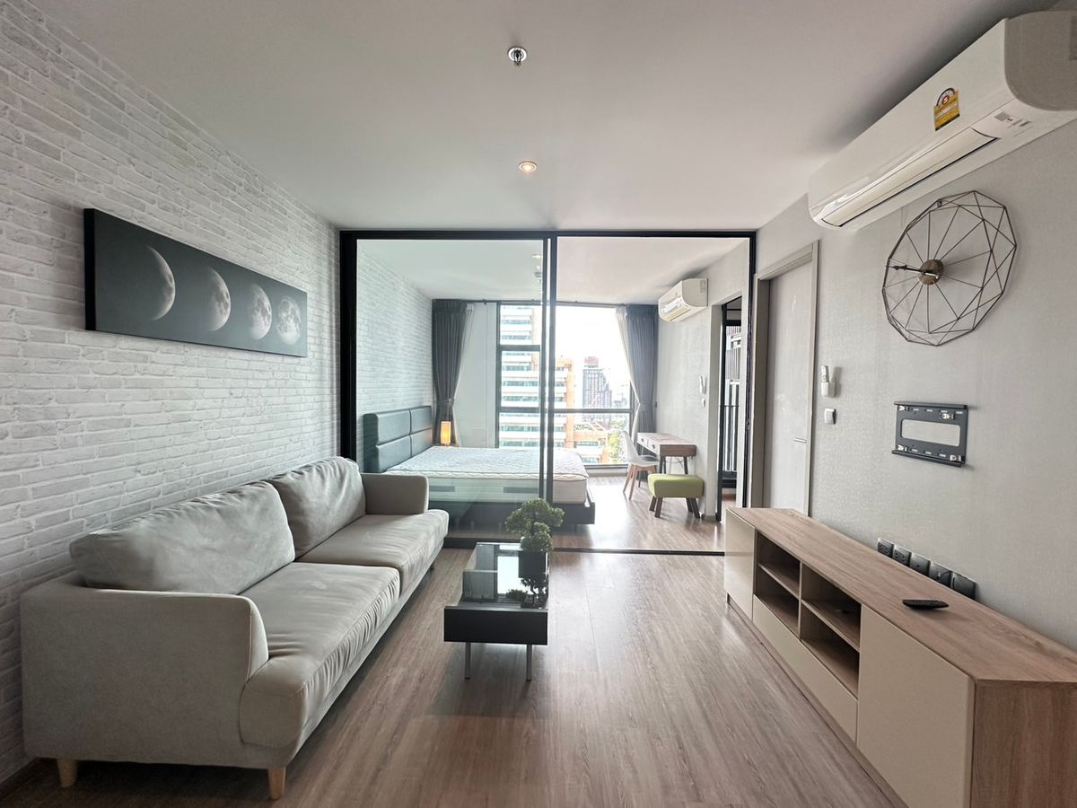 ให้เช่าคอนโดสุขุมวิท อโศก ทองหล่อ : RHYTHM Ekkamai 1 Bedroom 35 Sq.m., 📲𝟎𝟗𝟔-𝟔𝟗𝟕-𝟗𝟑𝟗𝟗