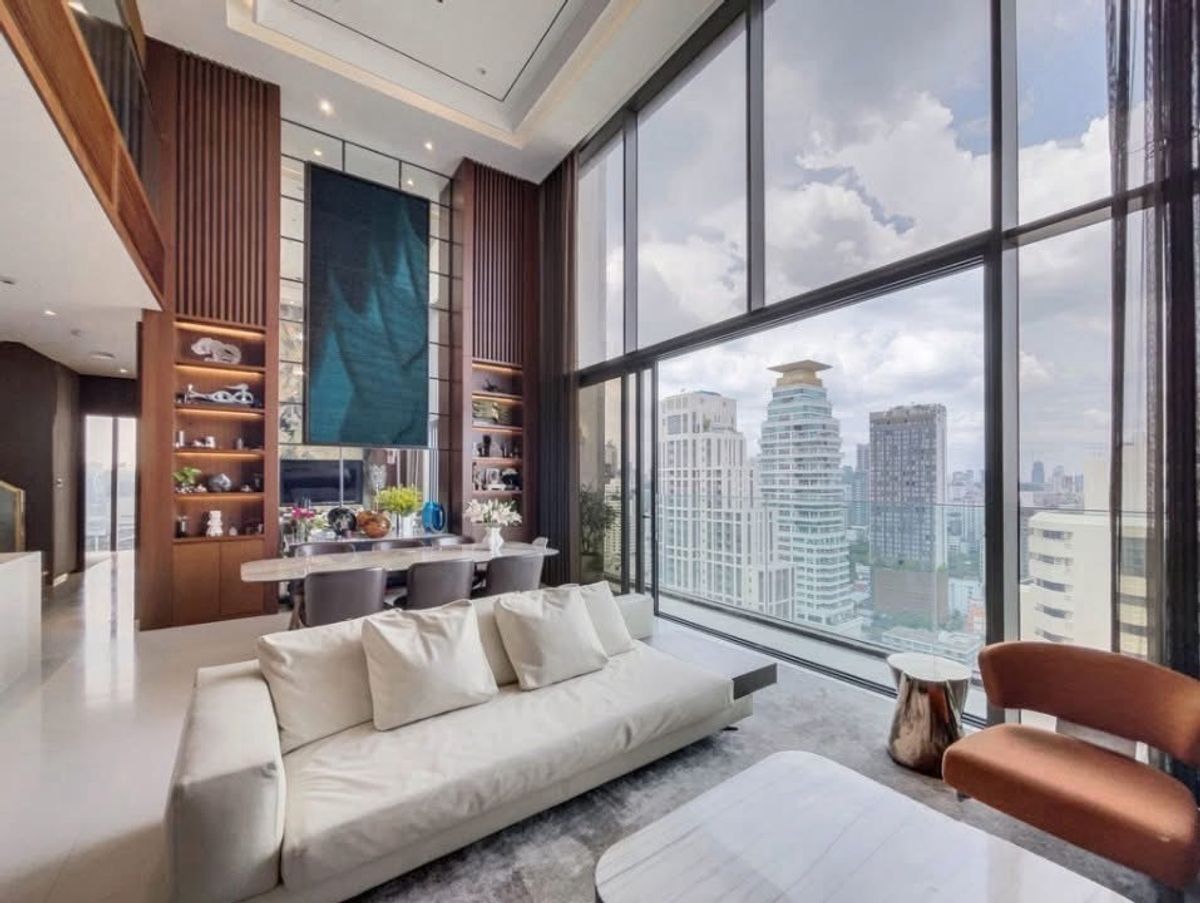 ขายคอนโดสุขุมวิท อโศก ทองหล่อ : For sale 📍Vittorio Sukhumvit 39🛀 duplex penthouse 3 bed 4 bath 📞0639399665