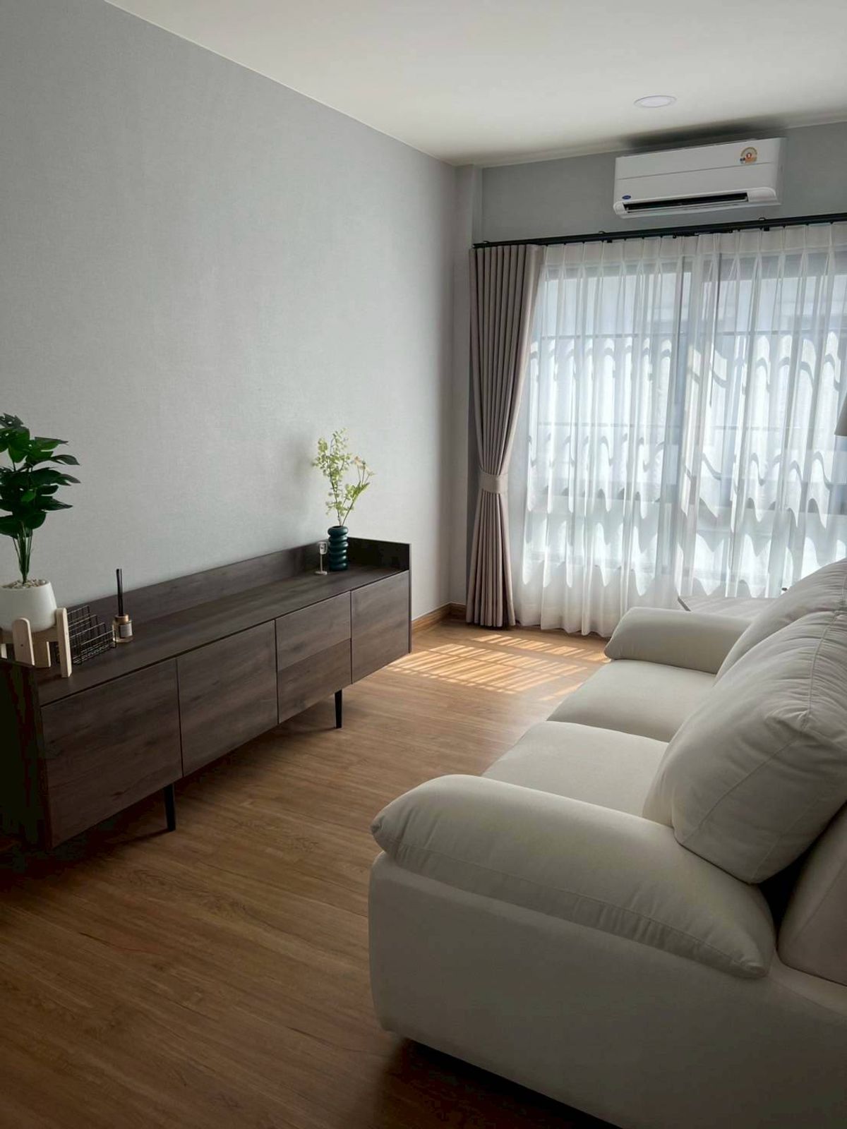 For RentHouseBangna, Bearing, Lasalle : ♦ Type Duncan ♦ 2-storey detached house 62.00 sq.w., 280.00 sq.m. | 4 bedrooms 5 bathrooms | Near Mega Bangna 5 minutes, Princ Hospital Suvarnabhumi 14 minutes
