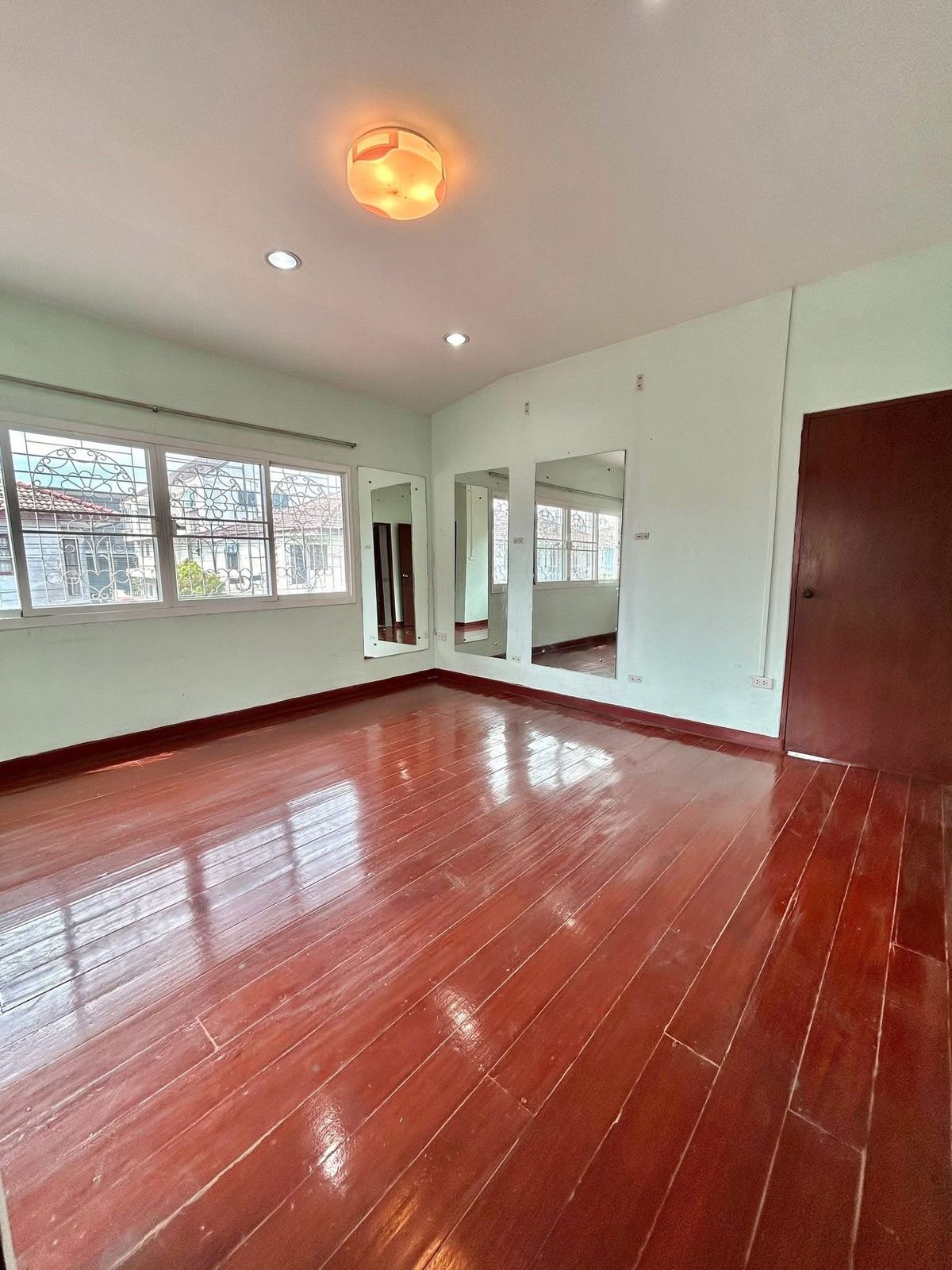 For SaleHousePathum Thani,Rangsit, Thammasat : 2 -storey detached house, 75 sq.w. offers 3.8 deleted.