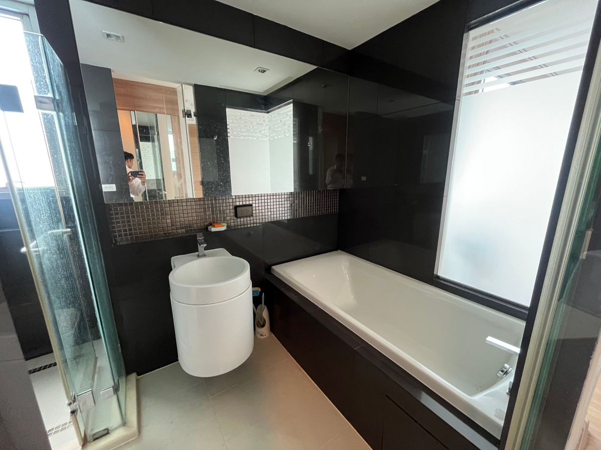 ขายคอนโดสะพานควาย จตุจักร : ประกาศขายคอนโด Rhythm พหลฯ – อารีย์ (Rhythm Pahol – Ari) ชั้น 48 วิวพรีเมียม ใกล้ BTS อารีย์ พร้อมเฟอร์ฯครบ ฟรีค่าโอน 7M ALLIN