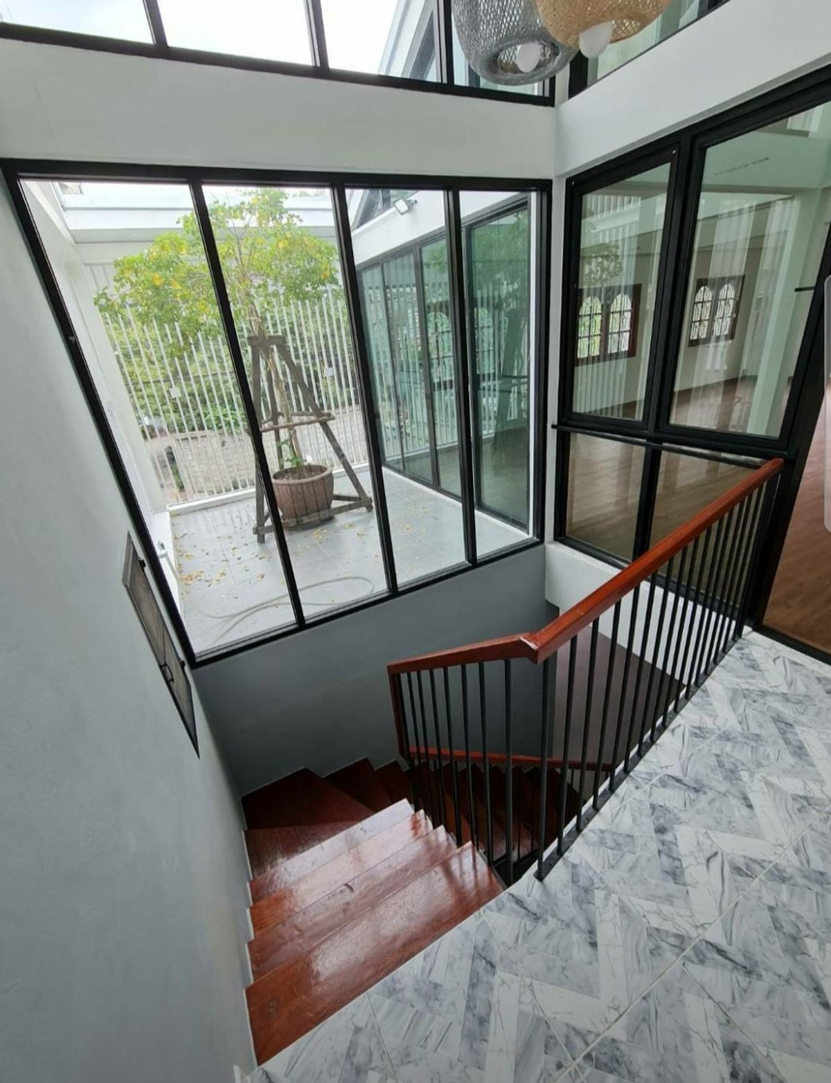 ให้เช่าบ้านโชคชัย4 ลาดพร้าว71 : RH081025 ให้เช่า บ้านเดี่ยว 2ชั้น Renovate ใหม่ทั้งหลัง ย่าน โชคชัย 4