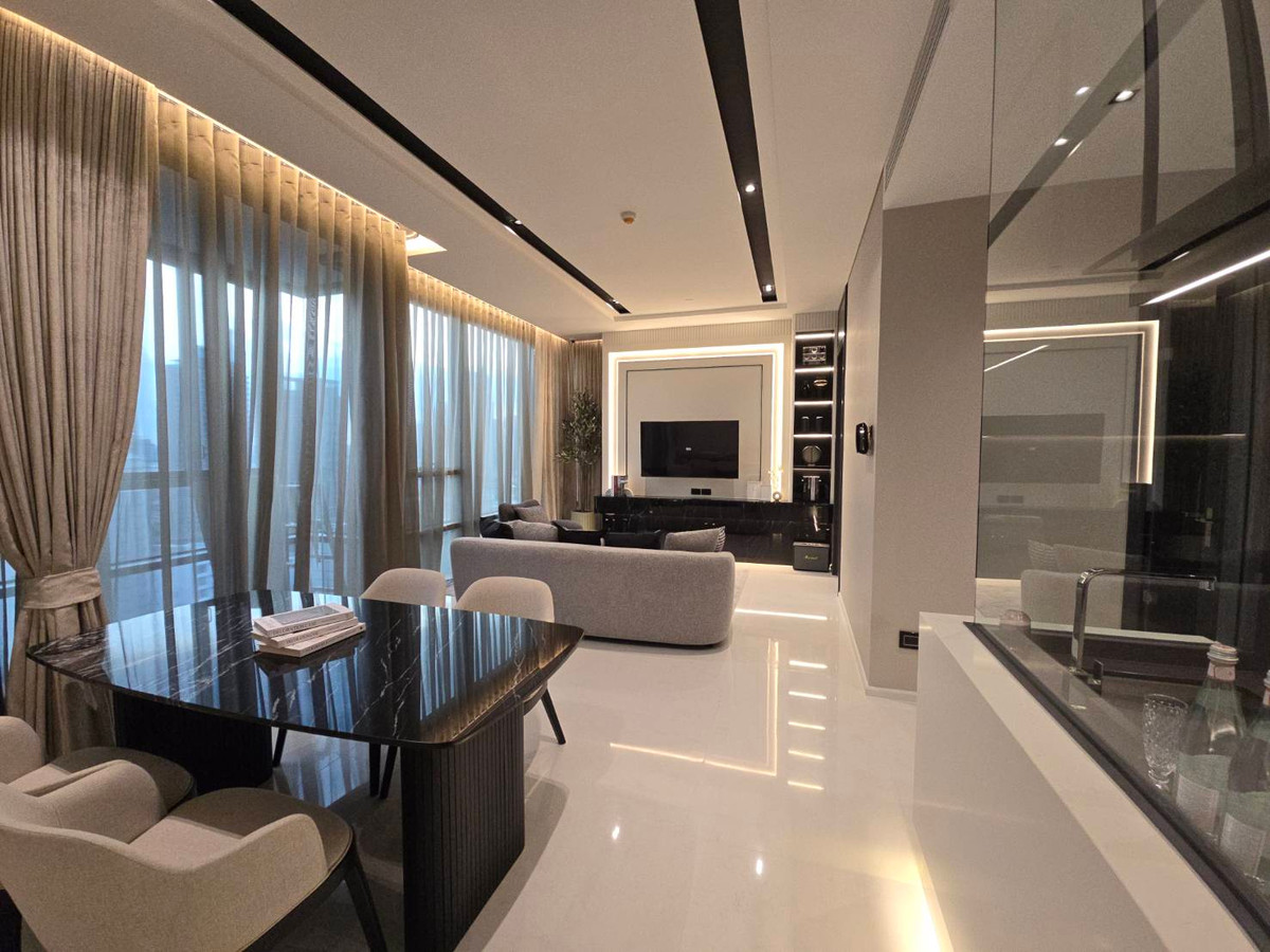 For RentCondoSukhumvit, Asoke, Thonglor : (For Rent) The Bangkok Thonglor – Luxury Condo near BTS Thong Lor Spacious unit in an excellent location, complete with full facilities.