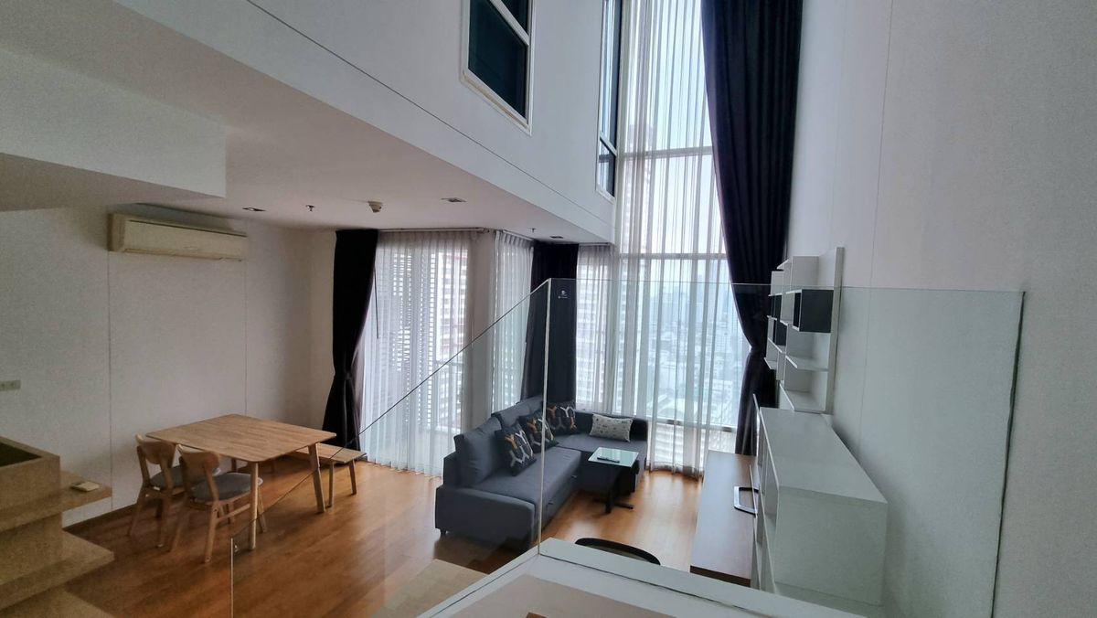 For RentCondoRatchathewi,Phayathai : Villa Ratchathewi condo rental | Duplex 1 bedroom, 2 bathrooms, 70 sq.m., near BTS Ratchathewi
