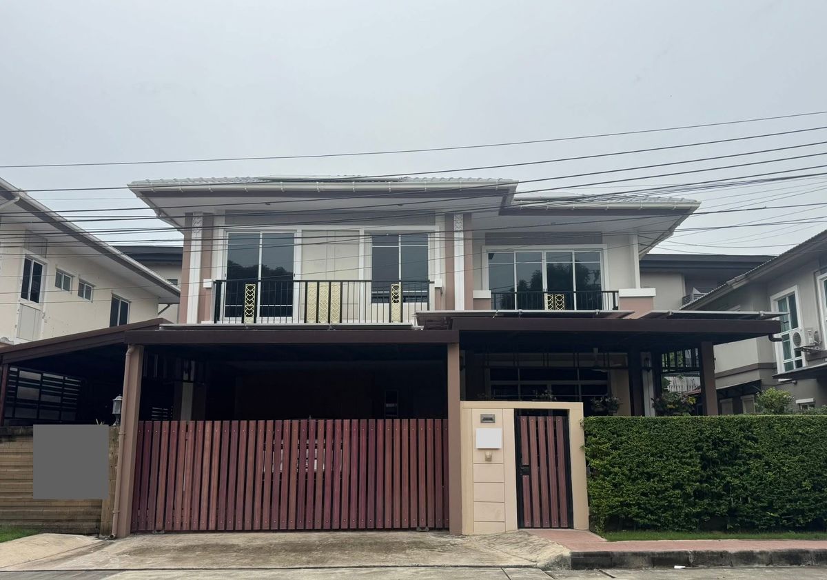 บ้านพัฒนาการ ศรีนครินทร์ : ให้เช่า หรือขาย บ้านเดี่ยว 2 ชั้น หมู่บ้าน ภัสสร เพรสทีจ พัฒนาการ 38 ติดโซล่าเซลล์ ที่ดิน 66.7 วา