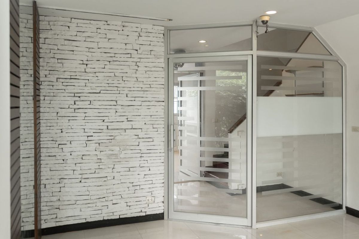 ให้เช่าทาวน์โฮมโชคชัย4 ลาดพร้าว71 : RH081225 ให้เช่า ทาวน์โฮม 3ชั้น 4ห้องนอน หมู่บ้านชาลิสา ลาดพร้าววังหิน 34 ตกแต่งพร้อมอยู่