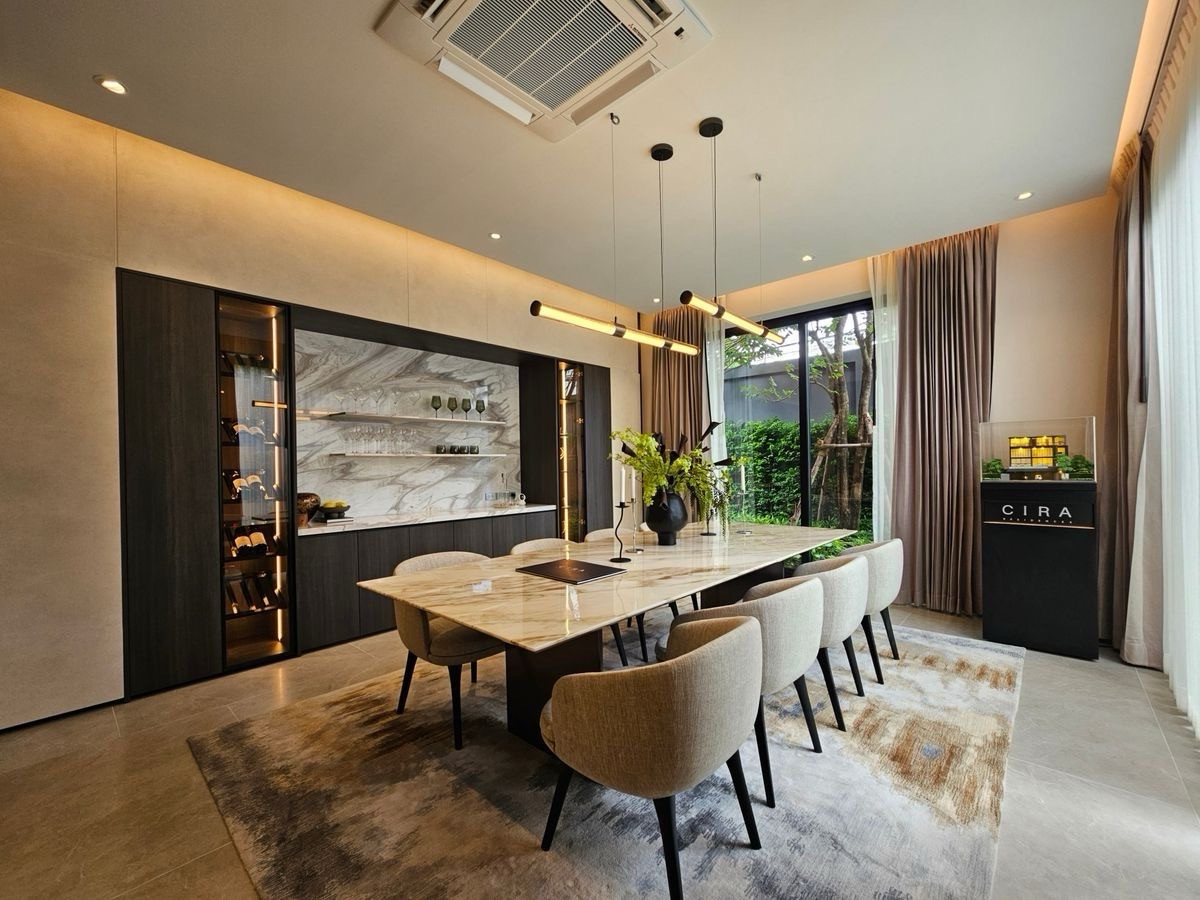 ขายบ้านเลียบทางด่วนรามอินทรา : ราคาพิเศษ🔥CIRA Residences ที่สุดของทำเลหรู! ทำเล เอกมัย-รามอินทรา บ้าน Ultra Luxury 1,223 ตร.ม. ลิฟต์+สระว่ายน้ำ นัดหมายชม 📲  086-795-9997 (จิมมี่)