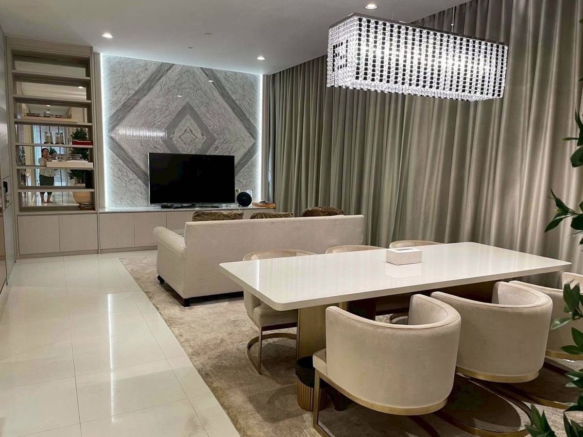 ให้เช่าคอนโดสุขุมวิท อโศก ทองหล่อ : 🌈คอนโดหรู ห้องริมสวยมาก‼️ 2 เตียงคอนโด 145sqm-เดินไป BTS Phrom Phong & Emquartier ได้