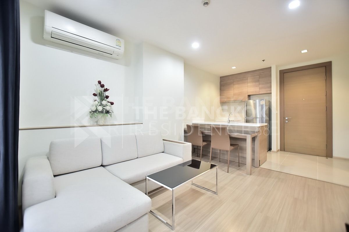For RentCondoRatchadapisek, Huaikwang, Suttisan : 🔥 (𝐅𝐨𝐫 𝐑𝐞𝐧𝐭) 20k !! Rhythm Ratchada-Huaikhwang🔥 Market 065-824-2382: Pong