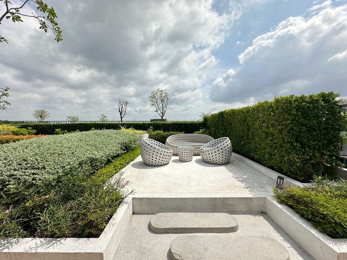 ให้เช่าคอนโดรัชดา ห้วยขวาง : 🔥ให้เช่าด่วน🔥แอทโมซ รัชดาห้วยขวาง เหม่งจ๋าย  ห้องสวยเฟอร์ครบ พร้อมเข้าอยู่